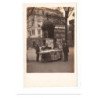 PARIS : carte photo d'une marchande de journaux vers 1910 - tres bon etat