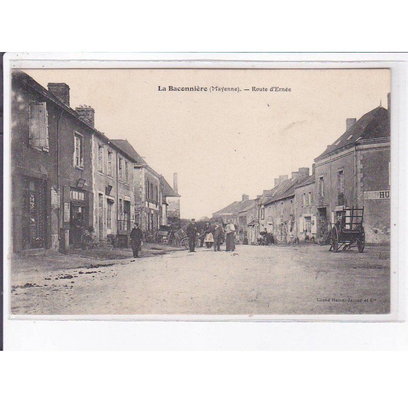 LA BACONNIERE: route d'ernée - très bon état