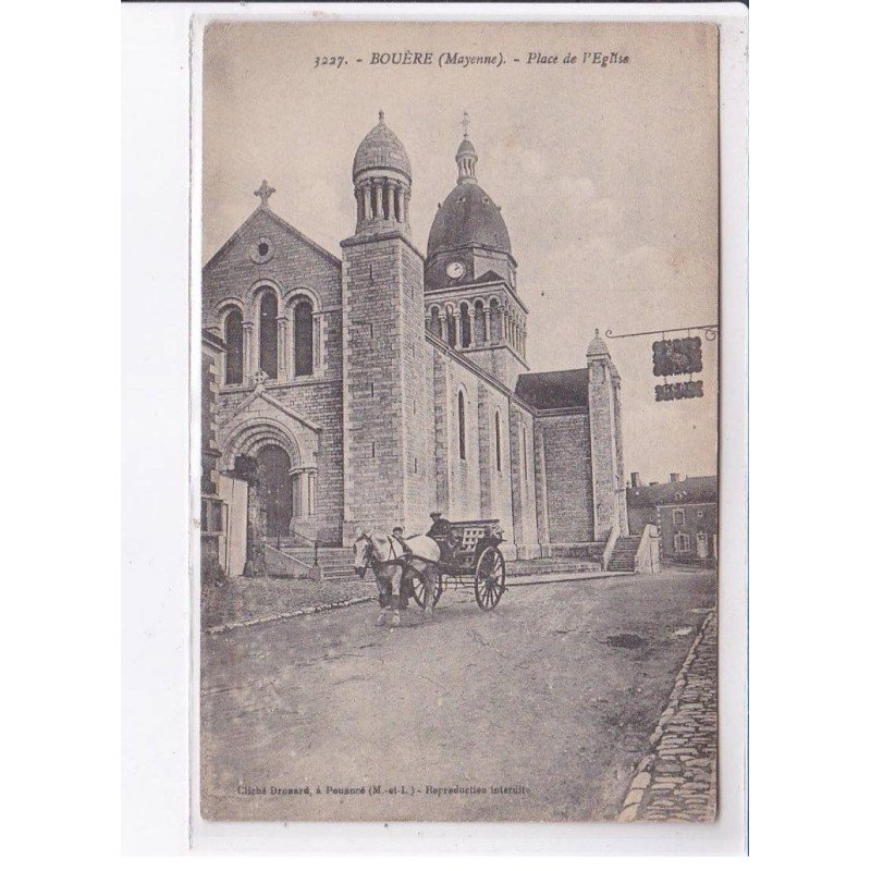 BOUERE: place de l'église - très bon état