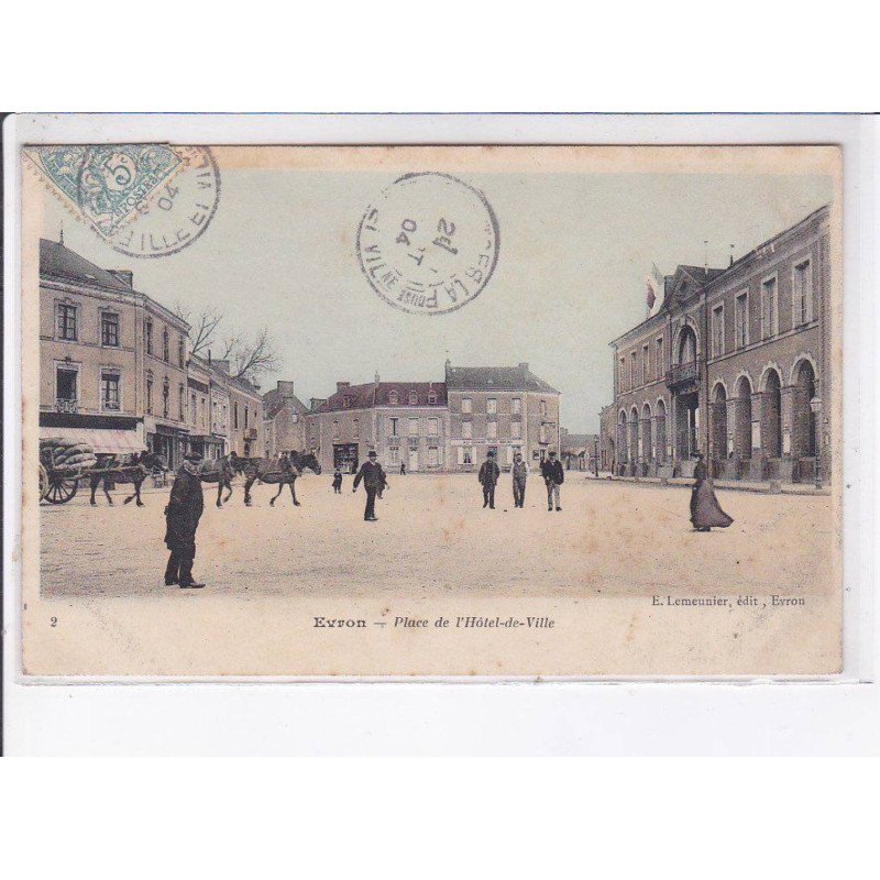 EVRON: place de l'hôtel-de-ville - très bon état