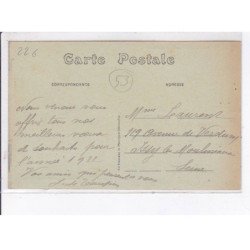 JAVRON: centre du bourg - très bon état