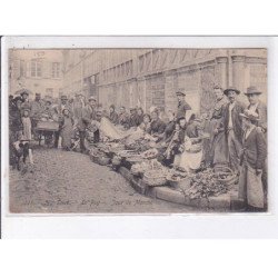 LE PUY-en-VELAY: jour de marché - très bon état