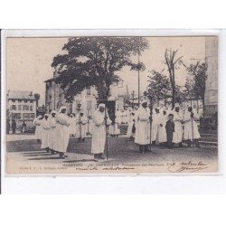 YSSINGEAUX: procession des pénitents - très bon état