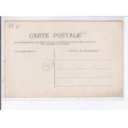 LE CROISIC: la poissonnerie, femmes salant la sardine - très bon état