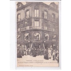 NANTES: la rue du calvaire les grands magasins jumel et champigny un jour de mise en vente - état