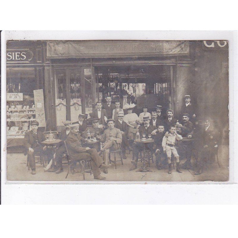 VICHY: au petit pot, personnagfes - très bon état