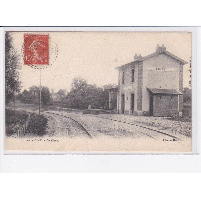 EGLENY: la gare - très bon état