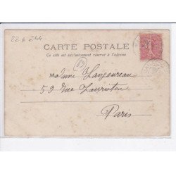 MAILLY-la-VILLE: la place, un automobile - état