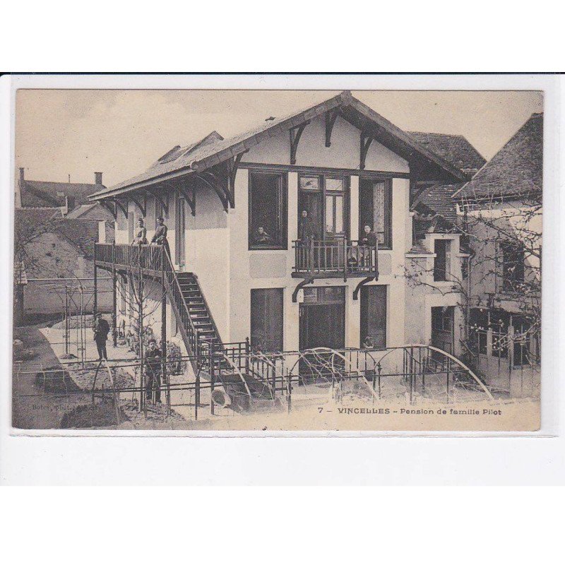 VINCELLES: pension de famille pilot - très bon état