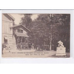 LE PARC SAINT-MAUR: stade olympique, salle des fêtes de parc - très bon état