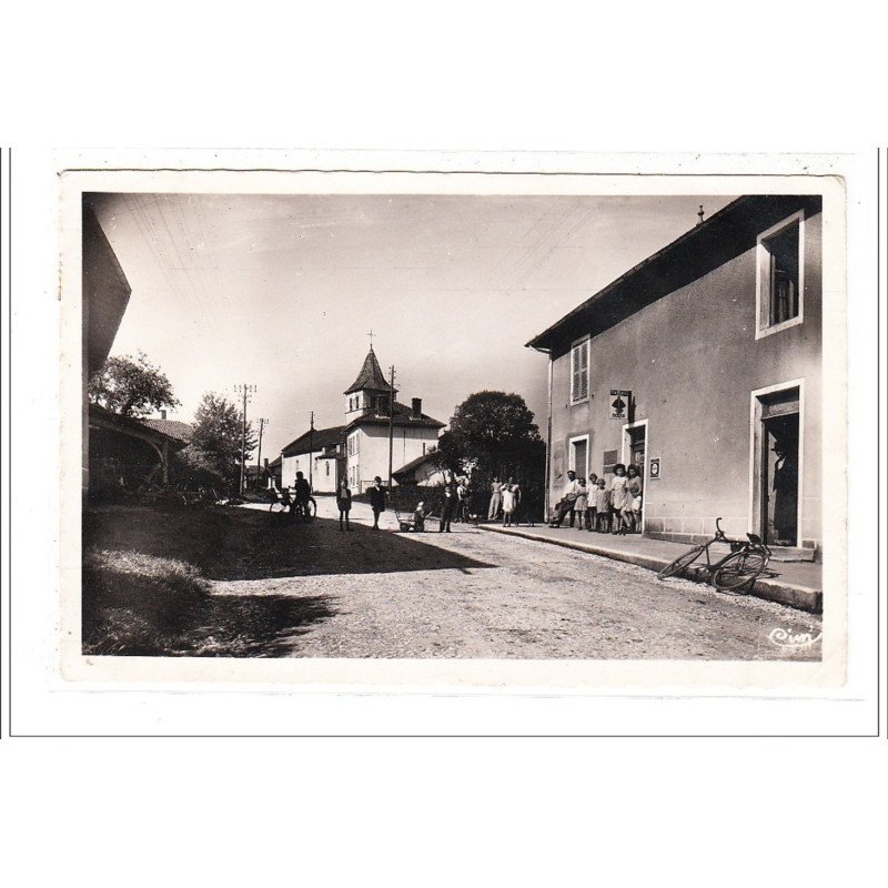 St-NIZIER-le-BOUCHOUX : bas du bourg - le debit de tabacs - très bon état