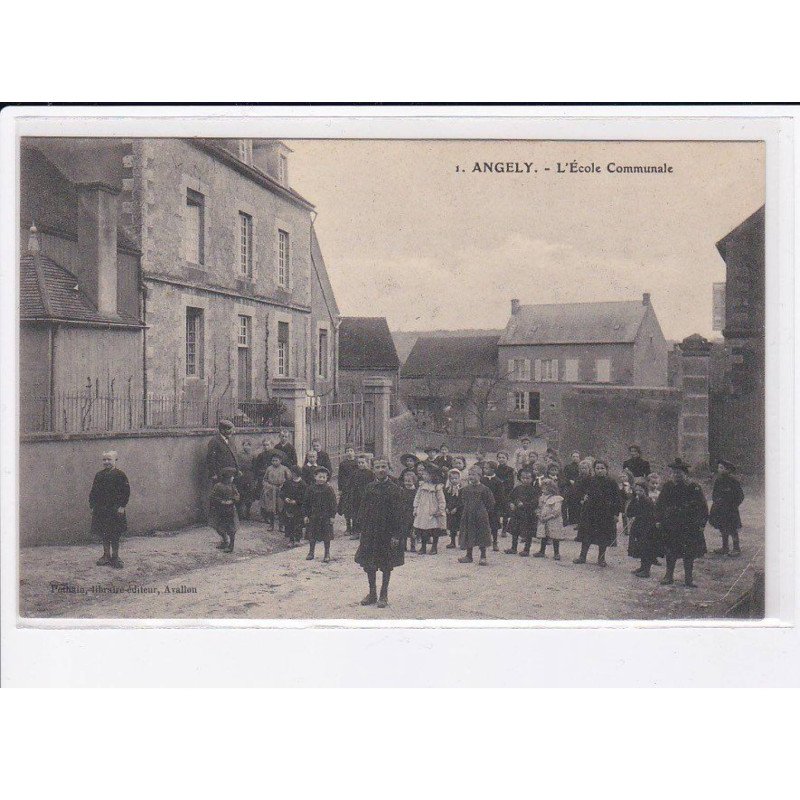 ANGELY: l'école communale - très bon état