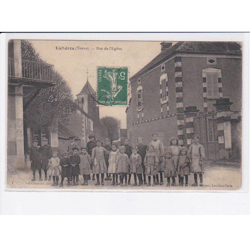LICHERES: rue de l'église - état
