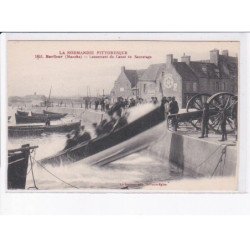 BARFLEUR: lancement du canot de sauvetage - très bon état