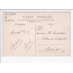 VERDUN: attendant l'arrivée des bleus, autobus - état