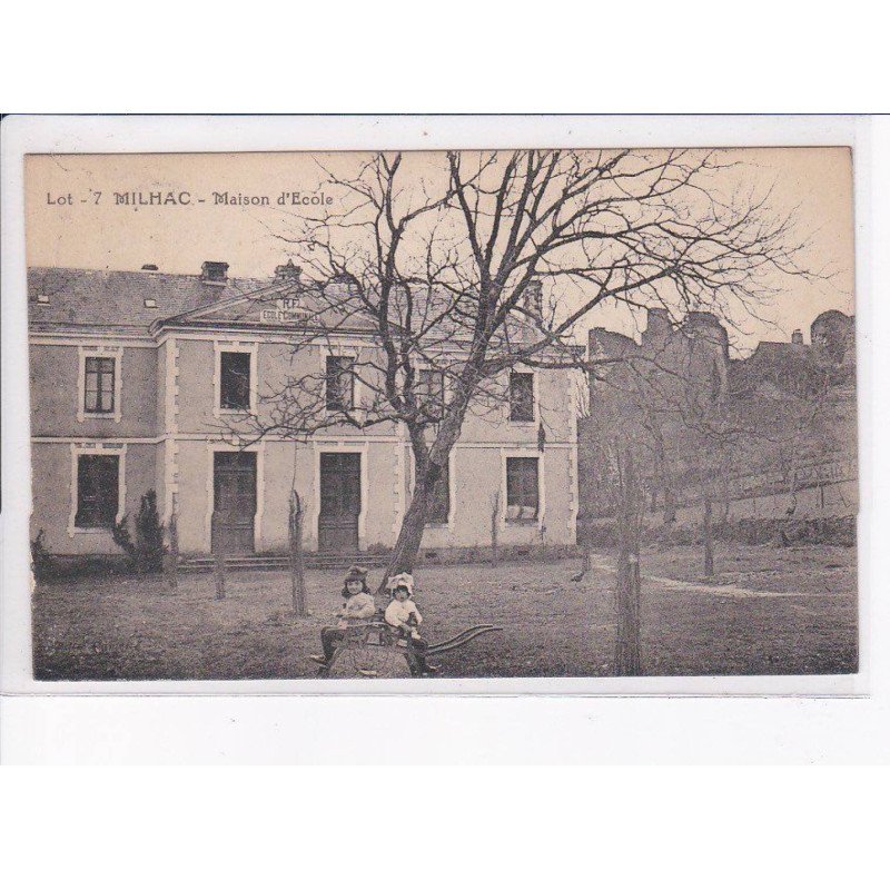 MILHAC: maison d'école - très bon état