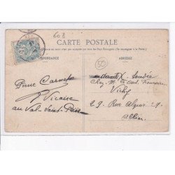 SAINT-JAMES: fête de la centenaire, l'affluence de monde reconduisant la centenaire - très bon état