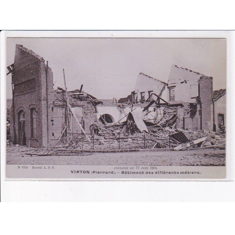 BELGIQUE: LUXEMBOURG: VIRTON: bâtiment des différents métiers - très bon état