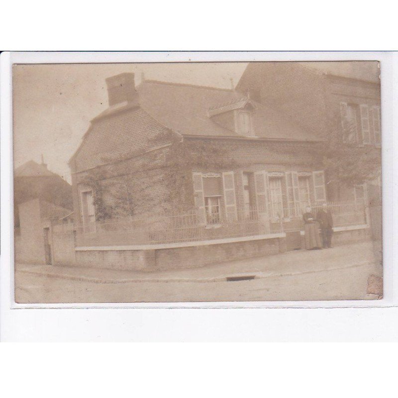 FRANCE: carte photo, à localiser, 5 CPA, pavillons - très bon état