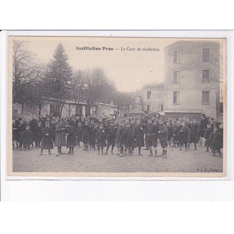 LE PERREUX: institution prou, la cour de récréation - très bon état