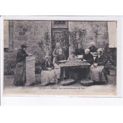 LE LOT: les dénoisilleuses de noix - état