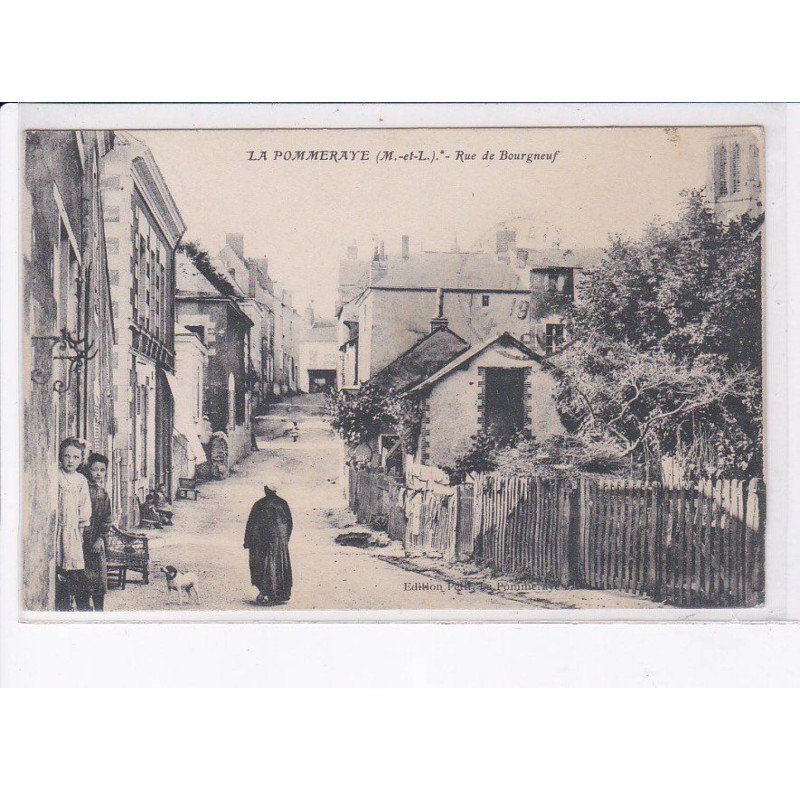 LA POMMERAYE: rue de bourgneuf - état