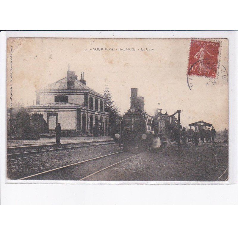 SOURDEVAL-la-BARRE: la gare, train - état