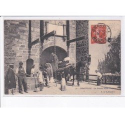 GRANVILLE: la grande porte, attelage - très bon état