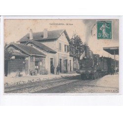 VAUCOULEURS: la gare, train - état