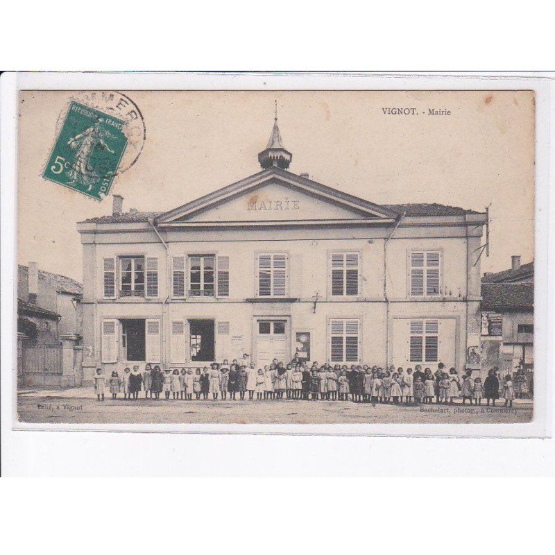 VIGNOT: mairie - très bon état