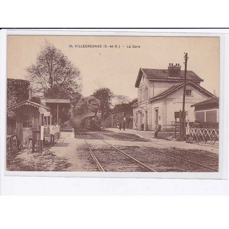 VILLECRESNES: la gare - très bon état