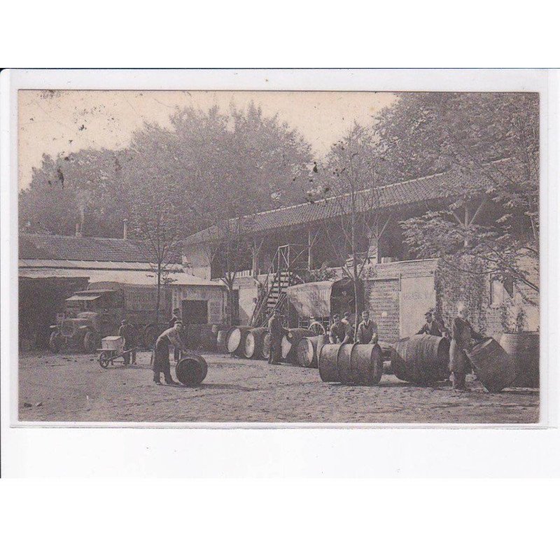 THIAIS: les entrepôts L-H Mesmin - très bon état