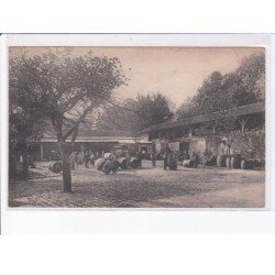 THIAIS: les entrepôts L-H Mesmin - très bon état