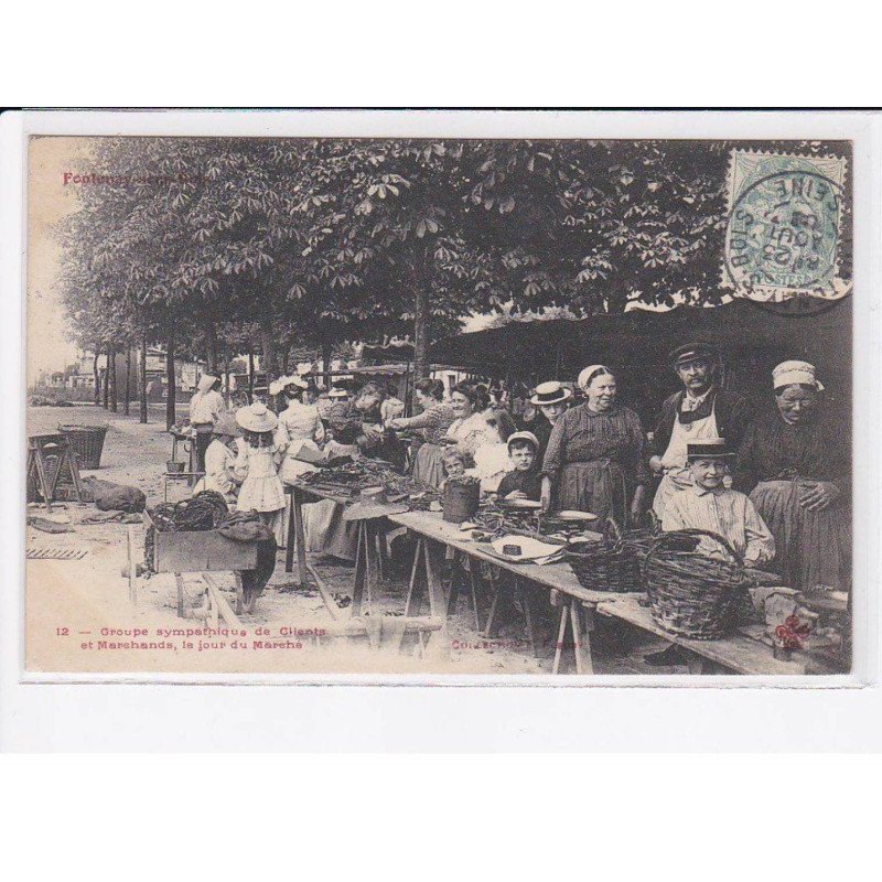 FONTENAY-sous-BOIS: groupe sympathique de clients et marchands le jour du marché - très bon état