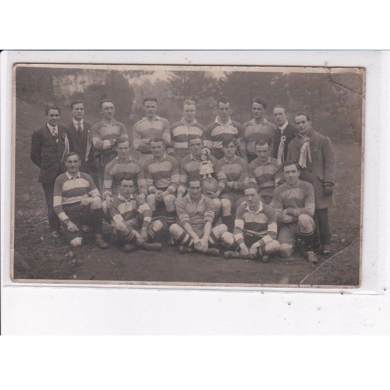 RUGBY: cardiff(?), poupée - état