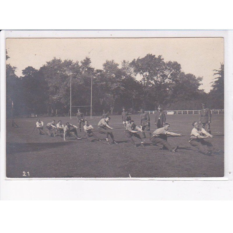 RUGBY: stade, militaires - très bon état
