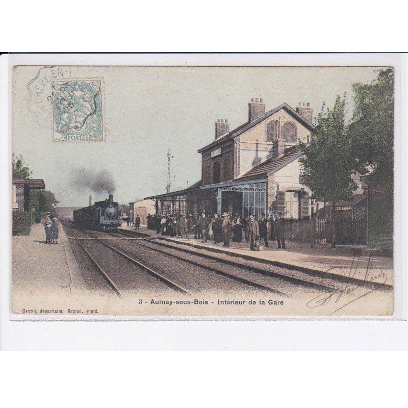 AULNAY-sous-BOIS: intérieur de la gare - état