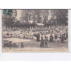 SENS: concours de gymnastique du 2 juillet 1911 la présentation des étendards, sur le clos-le-roi - très bon état