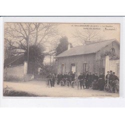 BALLANCOURT: sortie des ouvriers, le bouchet - très bon état