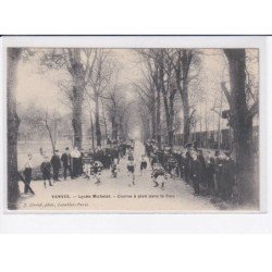 VANVES: lycée michelet, course à pied dans le parc - très bon état