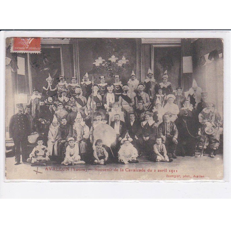 AVALLON: souvenir de la cavalcade du 2 avril 1911 - état