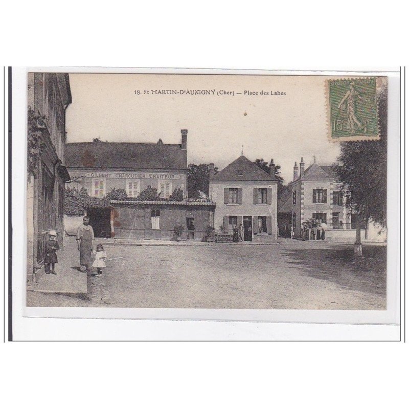 St-MARTIN-D'AUXIGNY : place des labes - tres bon etat