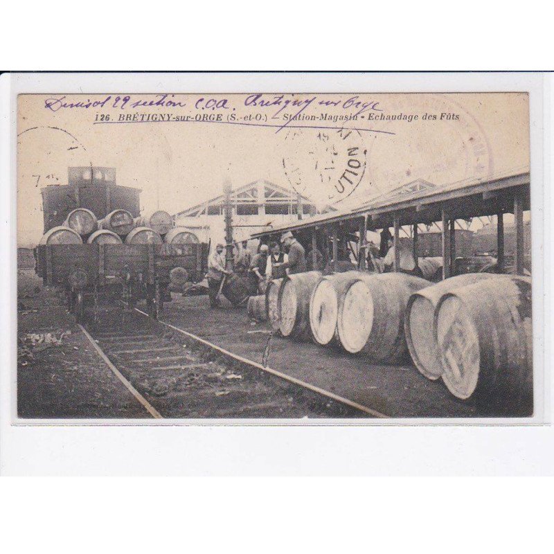 BRETIGNY-sur-ORGE: station-magasin, échaudage des fûts - très bon état