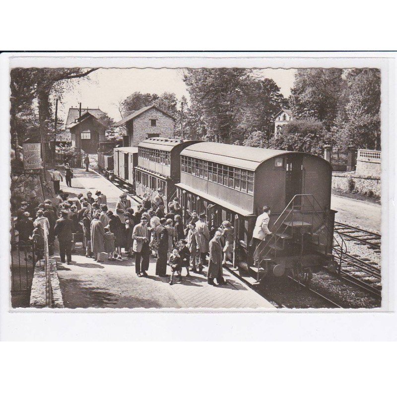 MONTMORENCY: la gare - très bon état