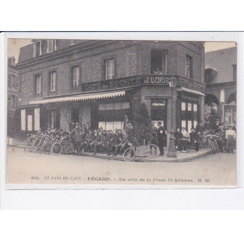 FECAMP: un coin de la place saint-etienne - très bon état