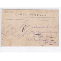 SAINT-SAUVEUR-en-PUISAYE: le champ de foire - état