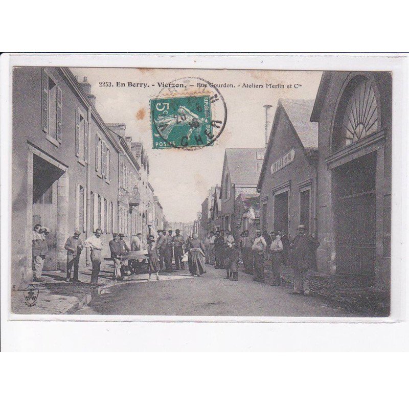 VIERZON: rue gourdon, ateliers merlin et Cie - très bon état