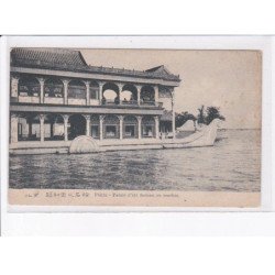 CHINE: PEKIN: palais d'été bateau en marbre - état