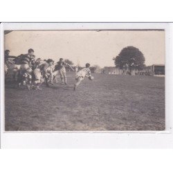 RUGBY: une sortie de melee, F.C.4 - très bon état