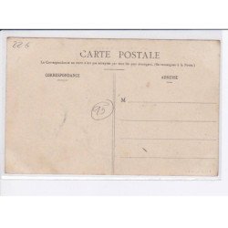 CHAUSSY: place de l'église - très bon état